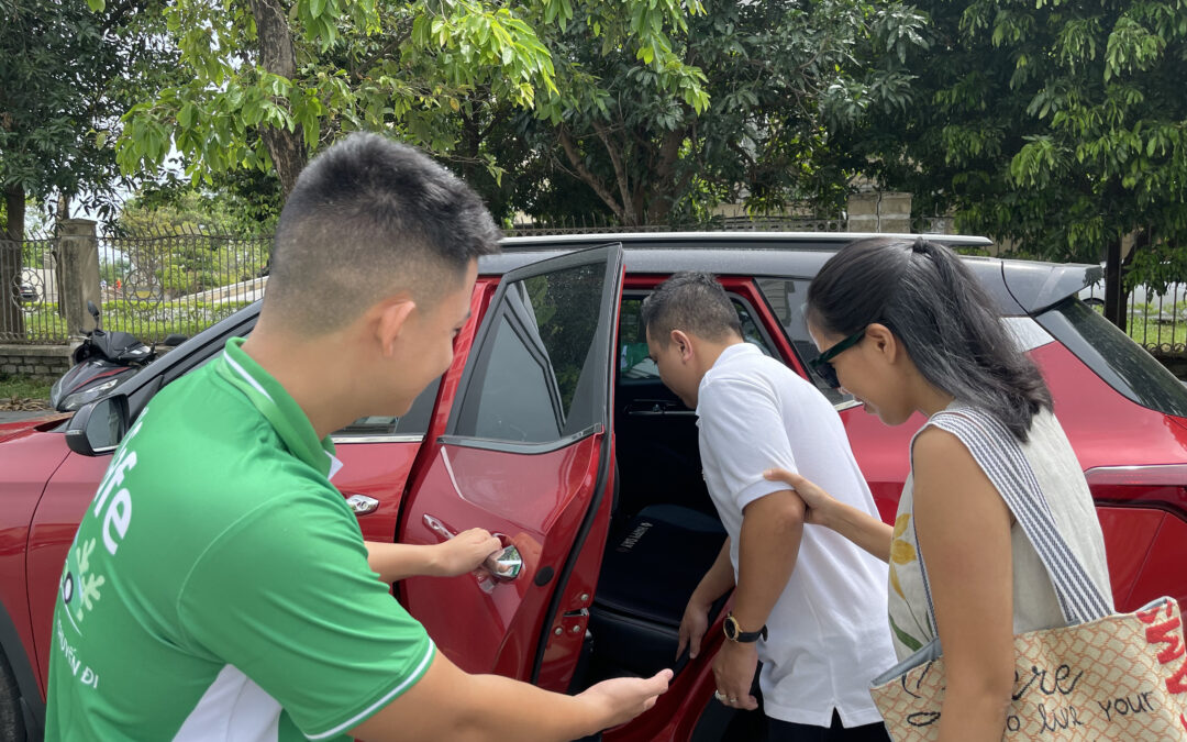 “Nở rộ” dịch vụ lái xe hộ cho khách nhậu tránh bị CSGT phạt