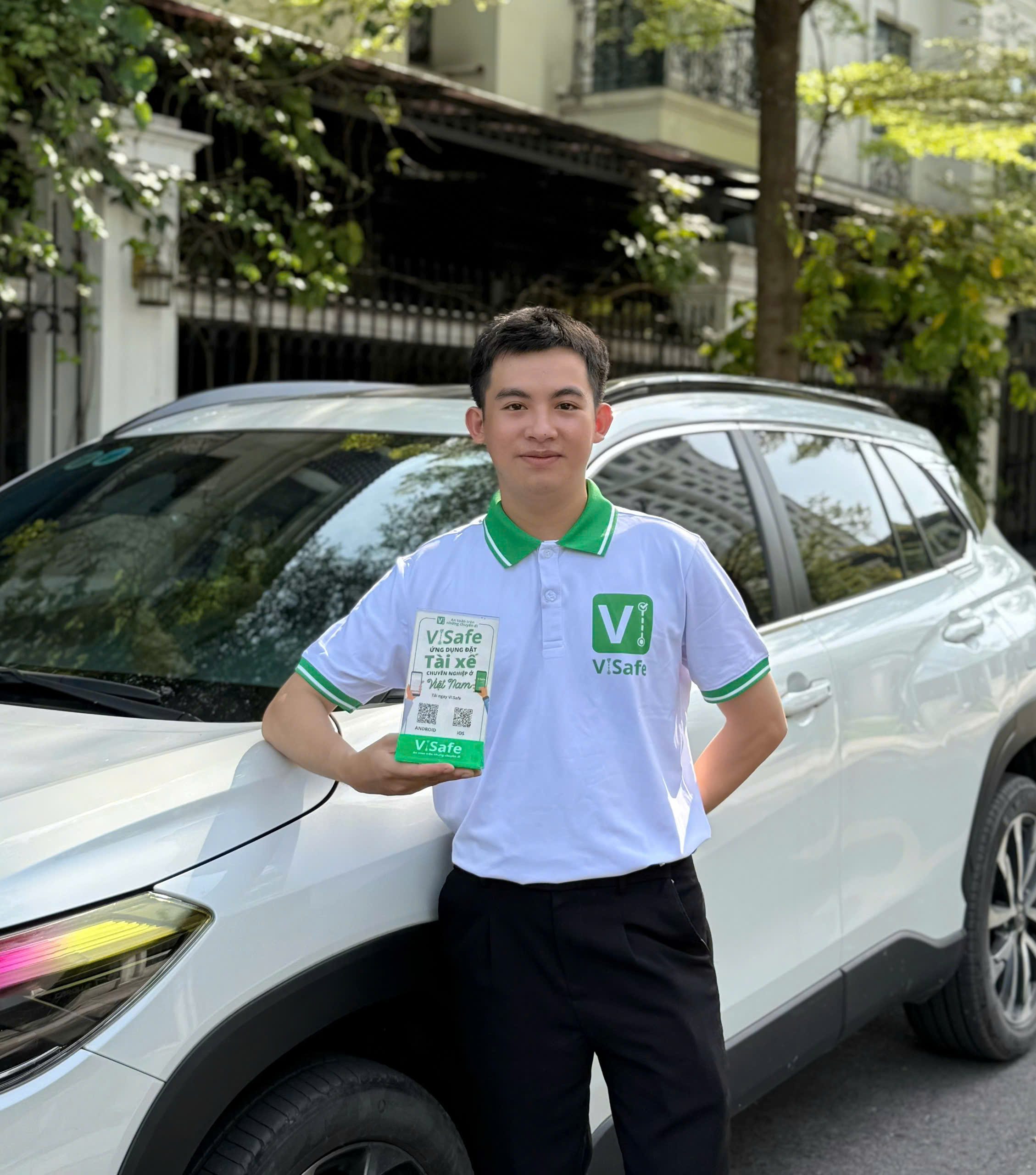 Tài xế có xác minh danh tính rõ ràng – Ứng xử lịch sự – Tận tâm phục vụ