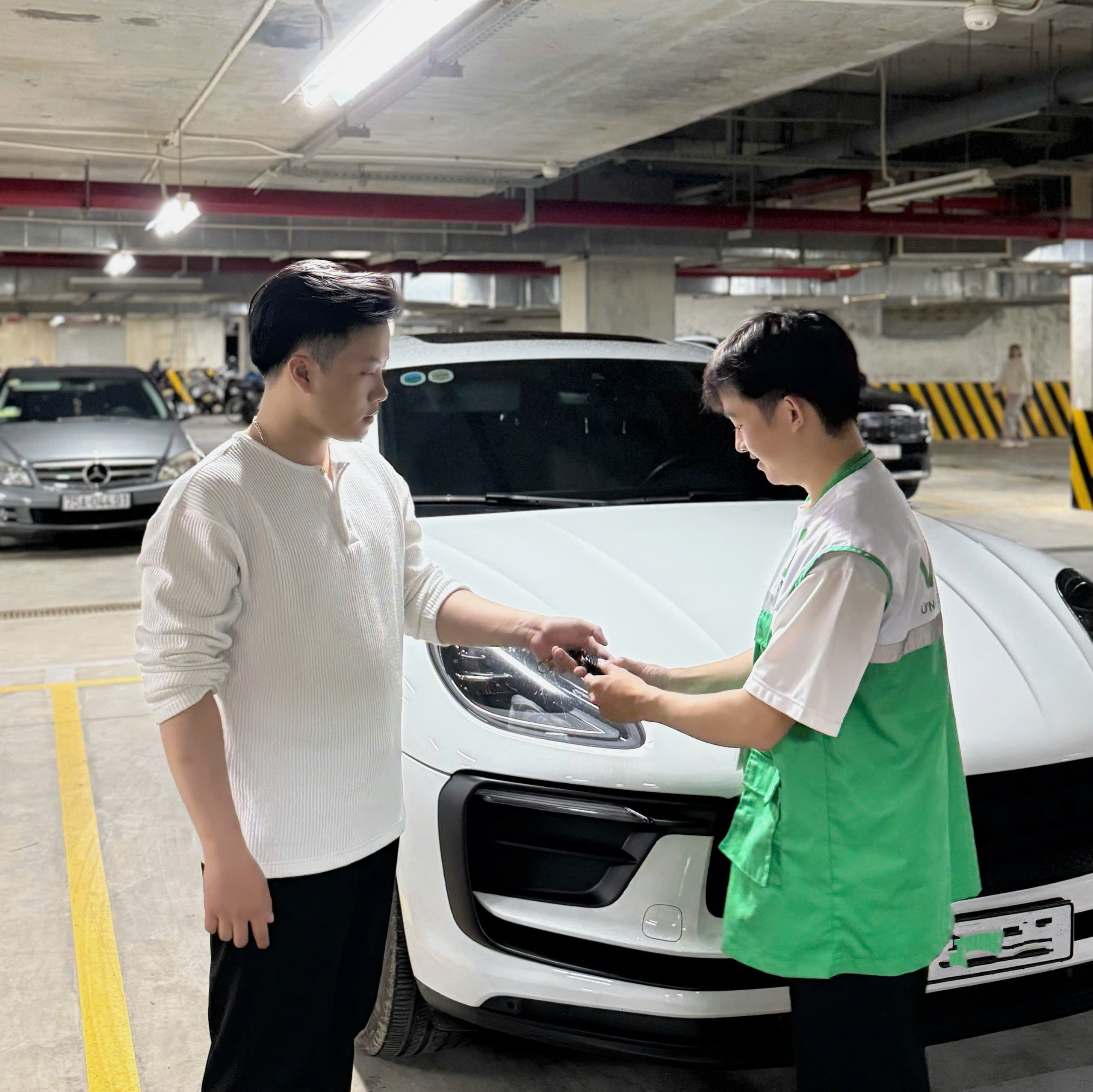 Tài xế lái hộ tận nơi