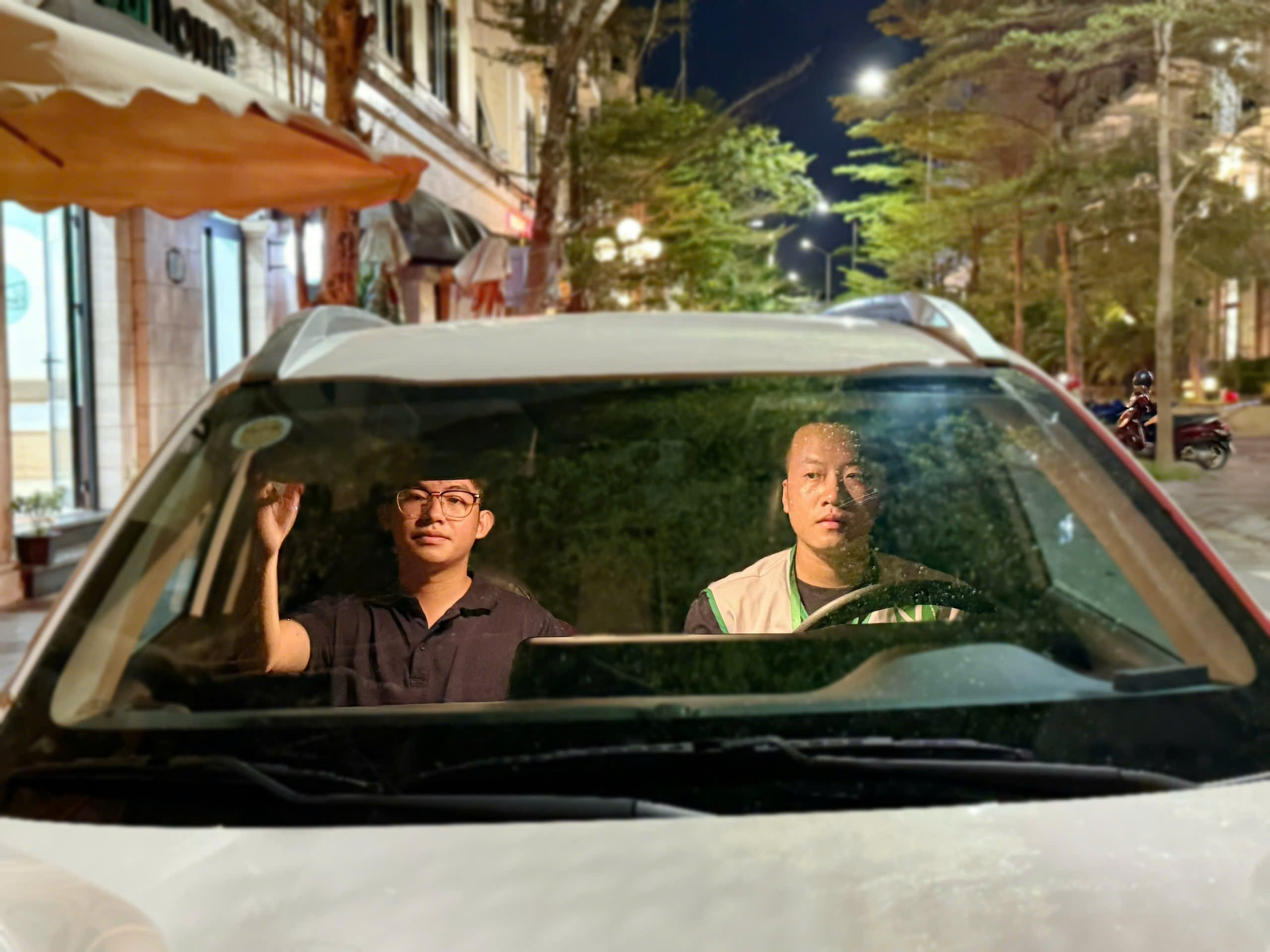 Thuê lái xe hộ