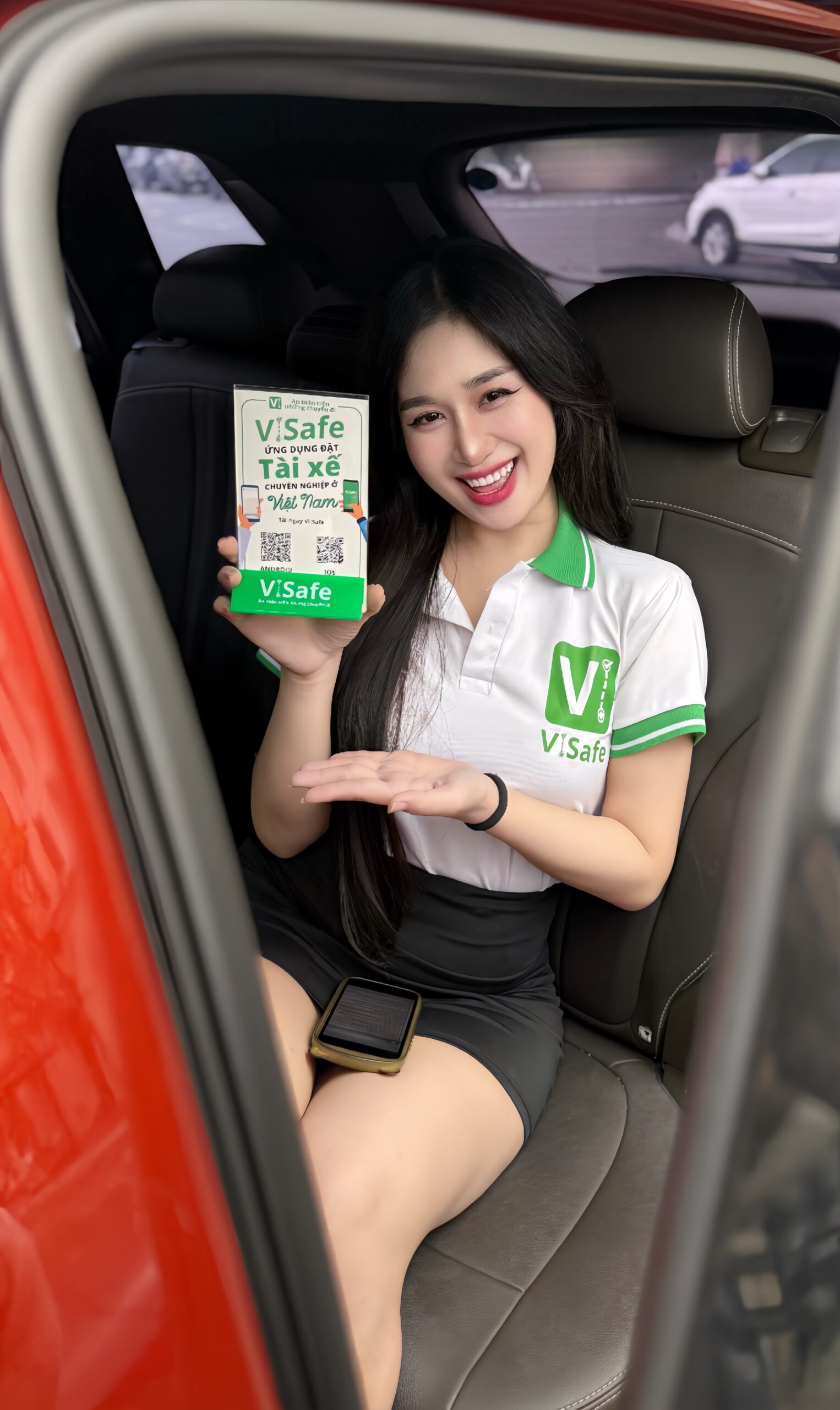 Thuê lái xe qua hotline